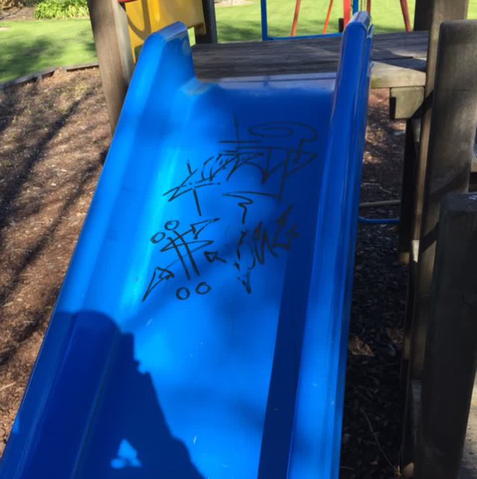 The photograph attached to this graffiti report
