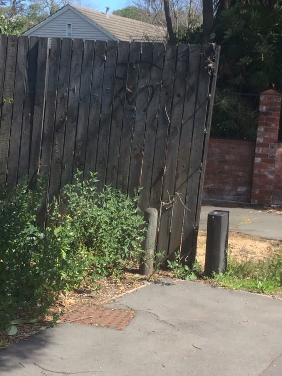 The photograph attached to this graffiti report