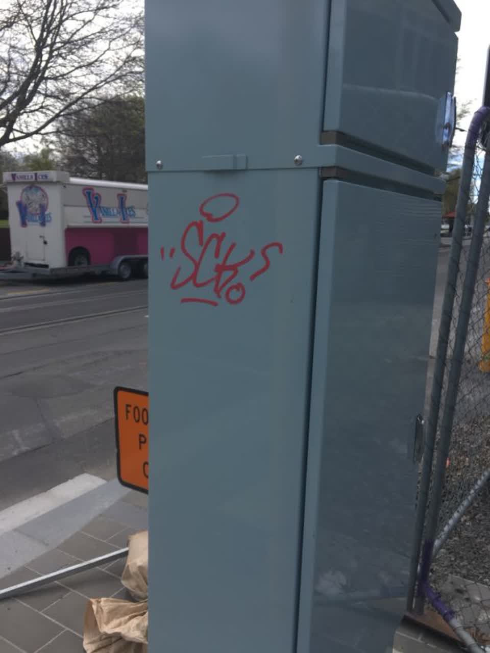 The photograph attached to this graffiti report