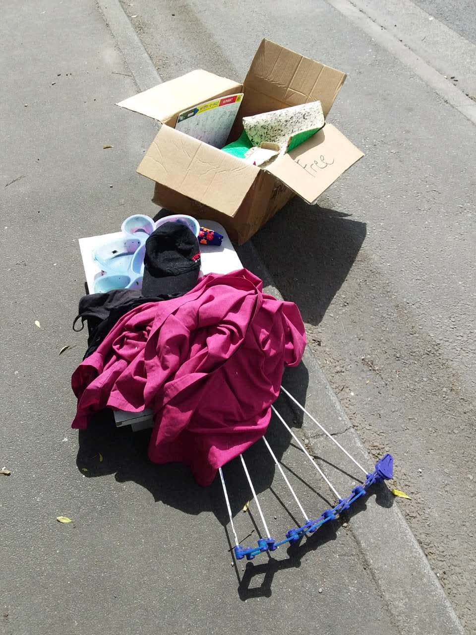 The photograph attached to this rubbish/recycling report
