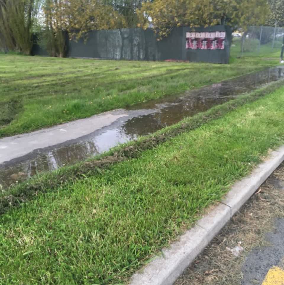 The photograph attached to this water supply report