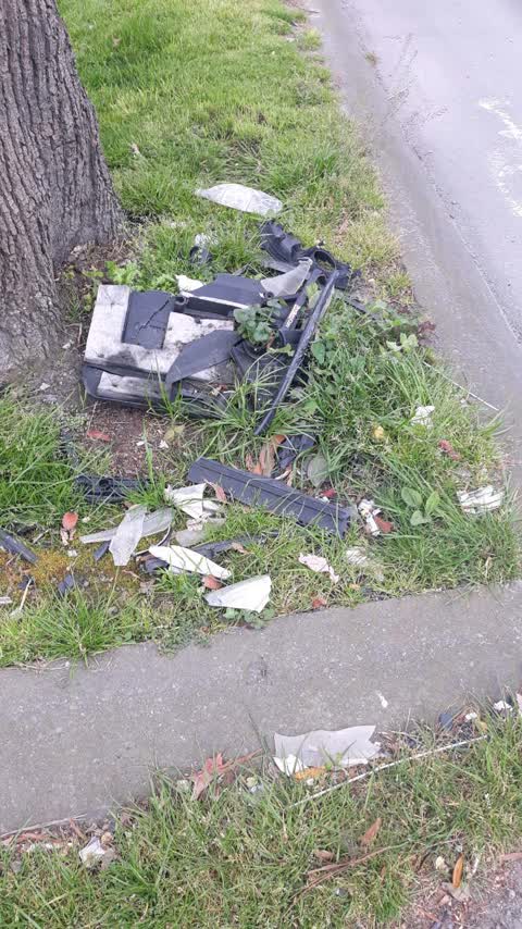 Rubbish/Recycling, a report photo