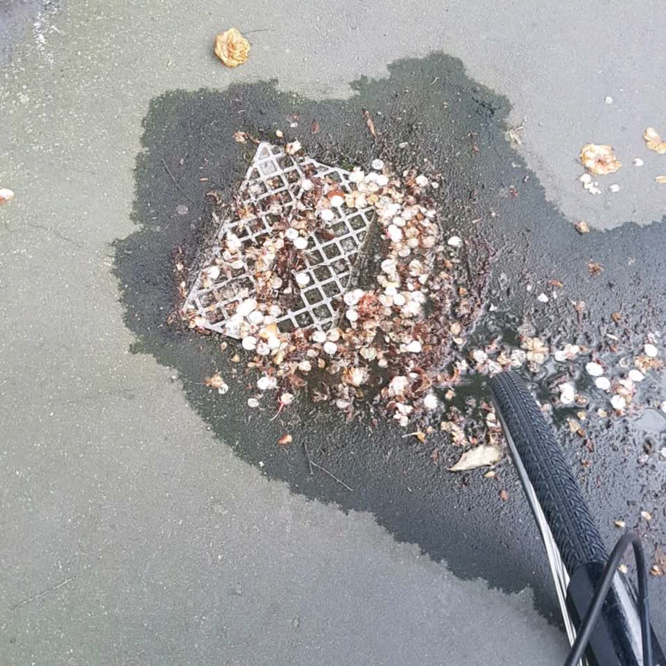 The photograph attached to this water supply report