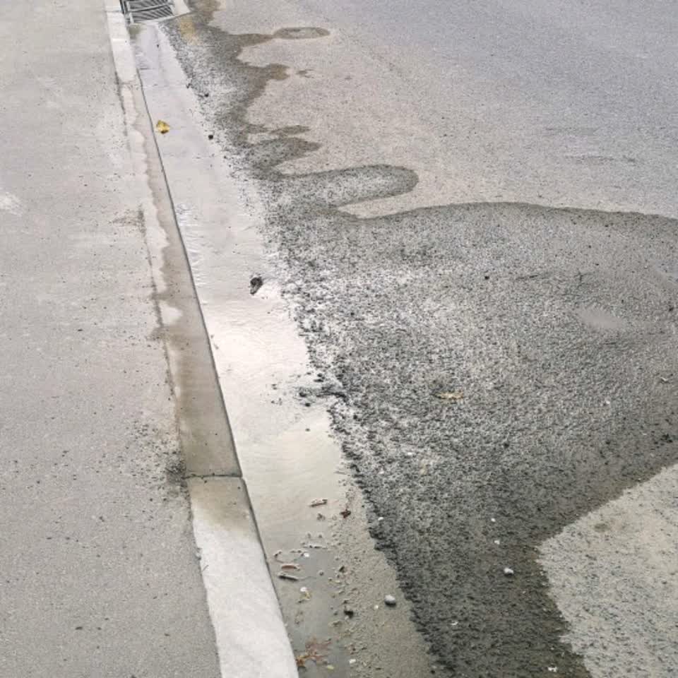 The photograph attached to this water supply report