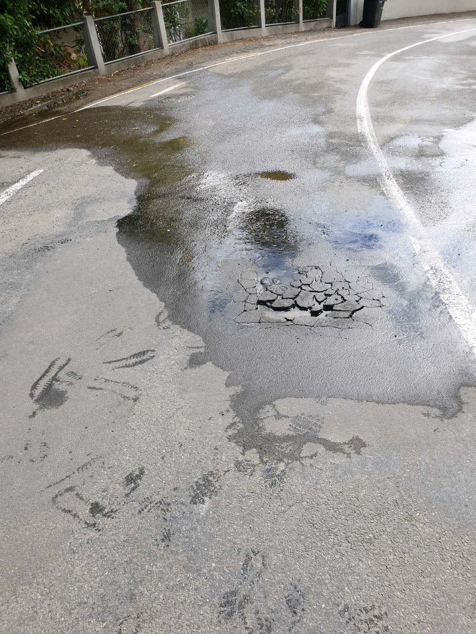 The photograph attached to this water supply report