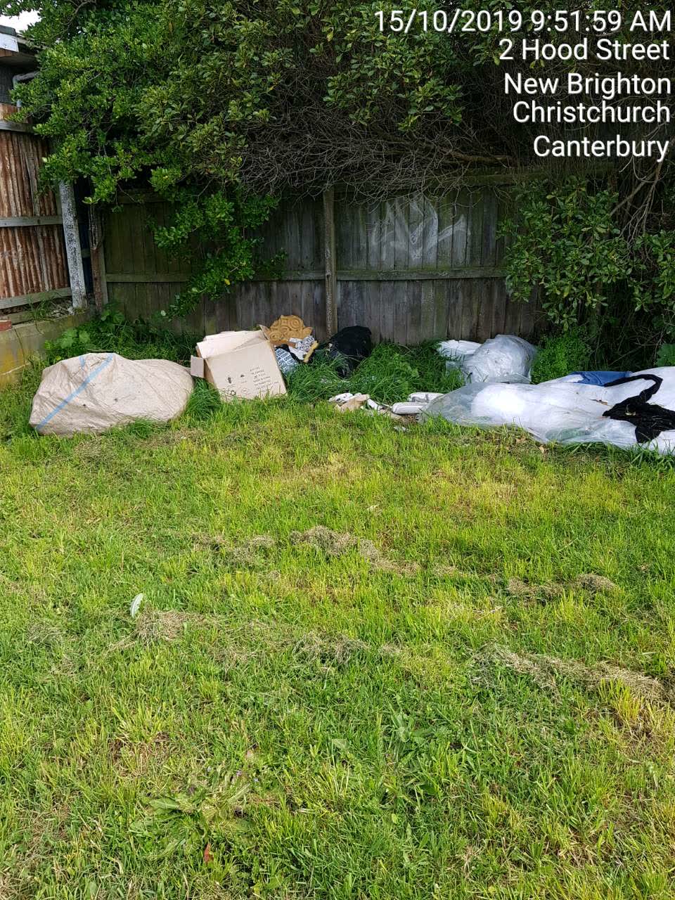 The photograph attached to this rubbish/recycling report