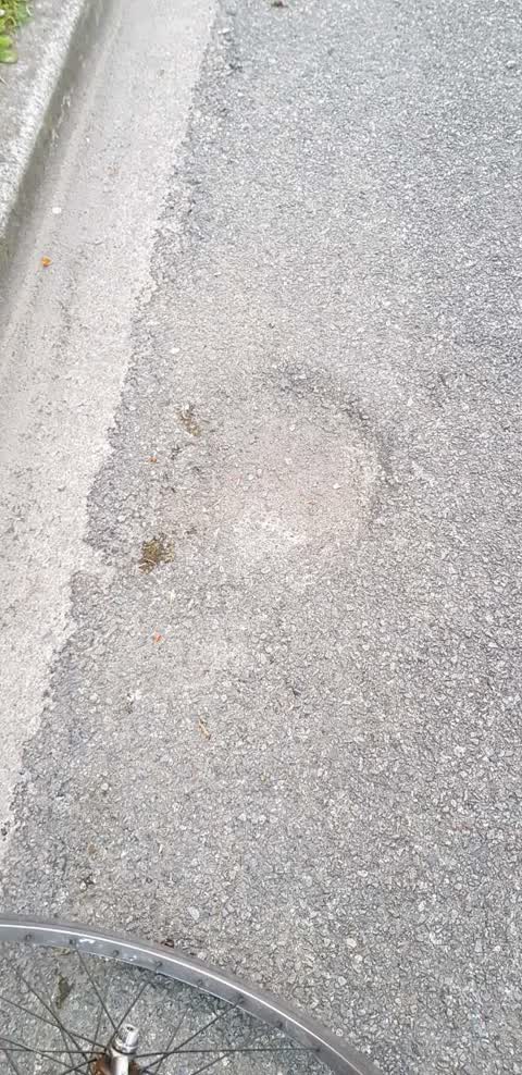 Roading/Streets, a report photo