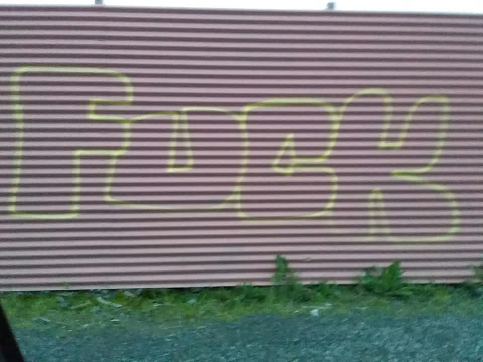 The photograph attached to this graffiti report