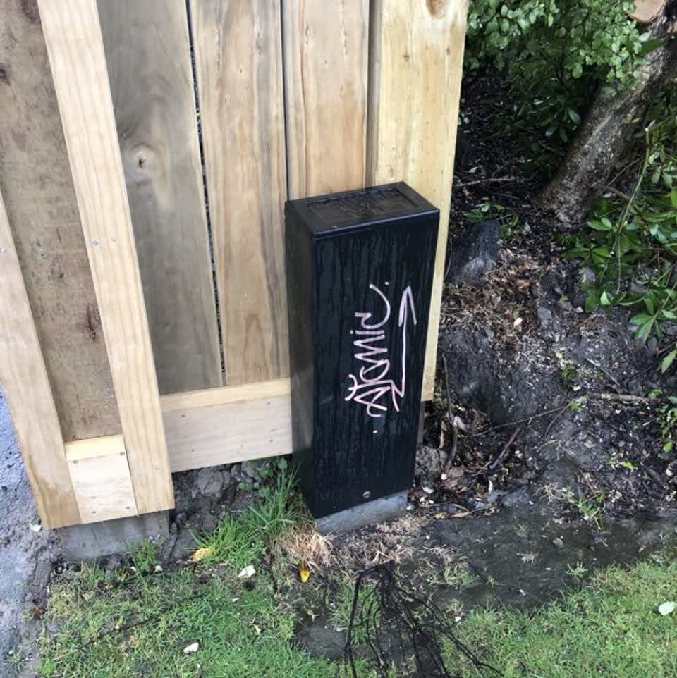 The photograph attached to this graffiti report