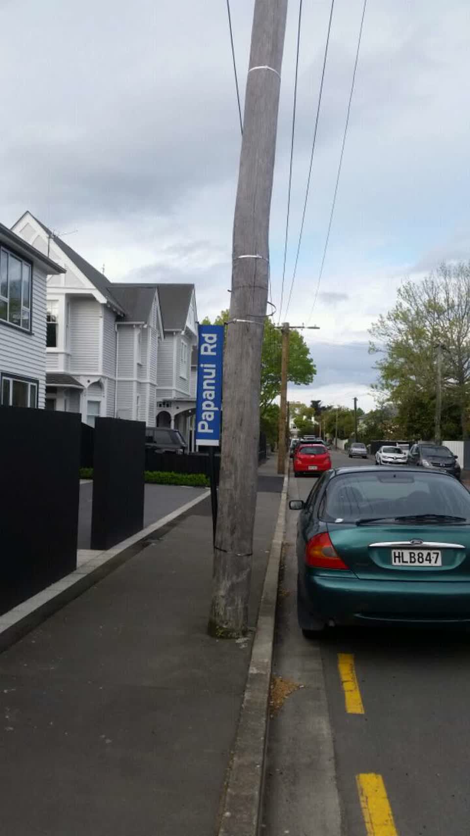 The photograph attached to this roading/streets report