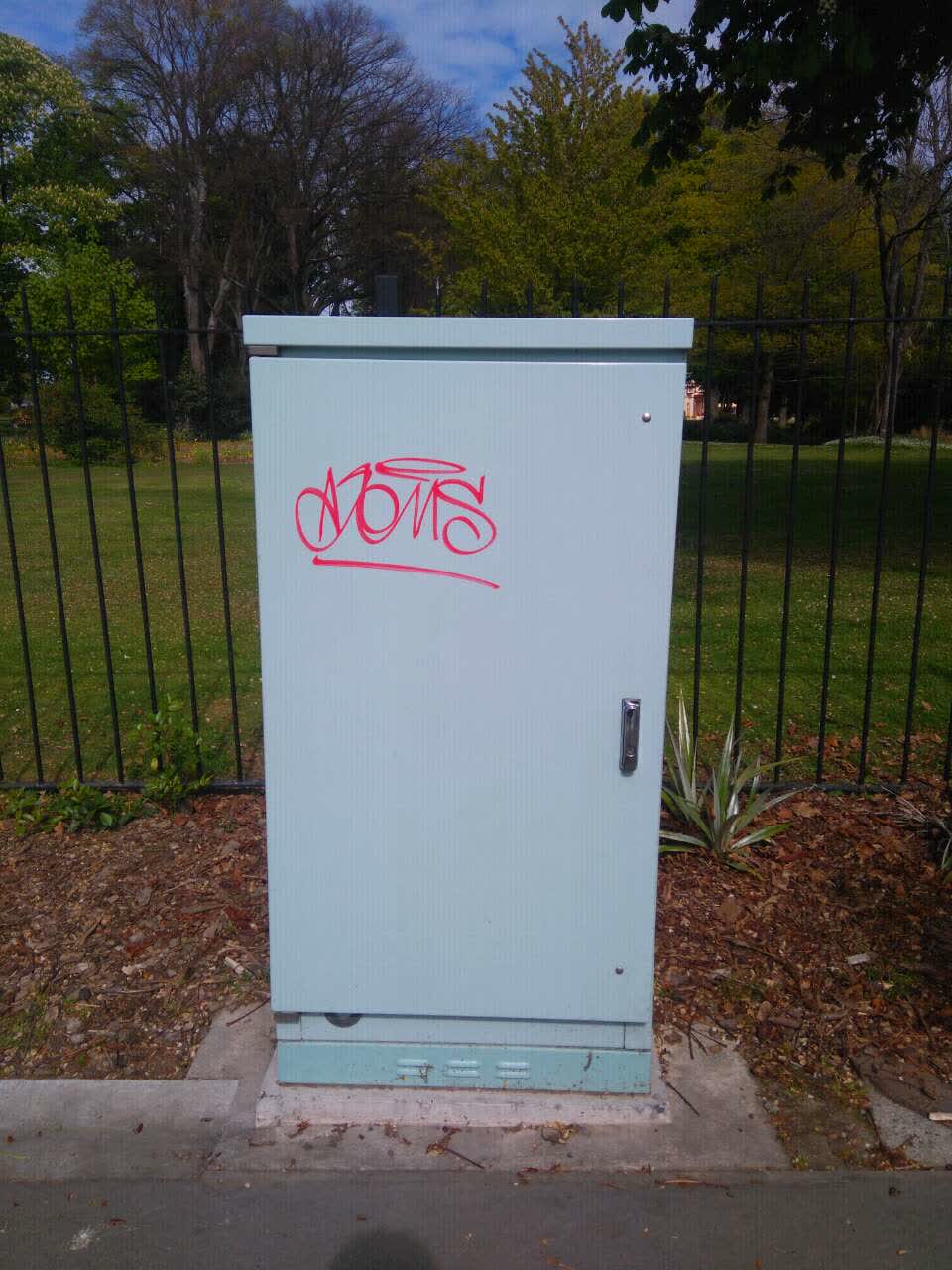 The photograph attached to this graffiti report