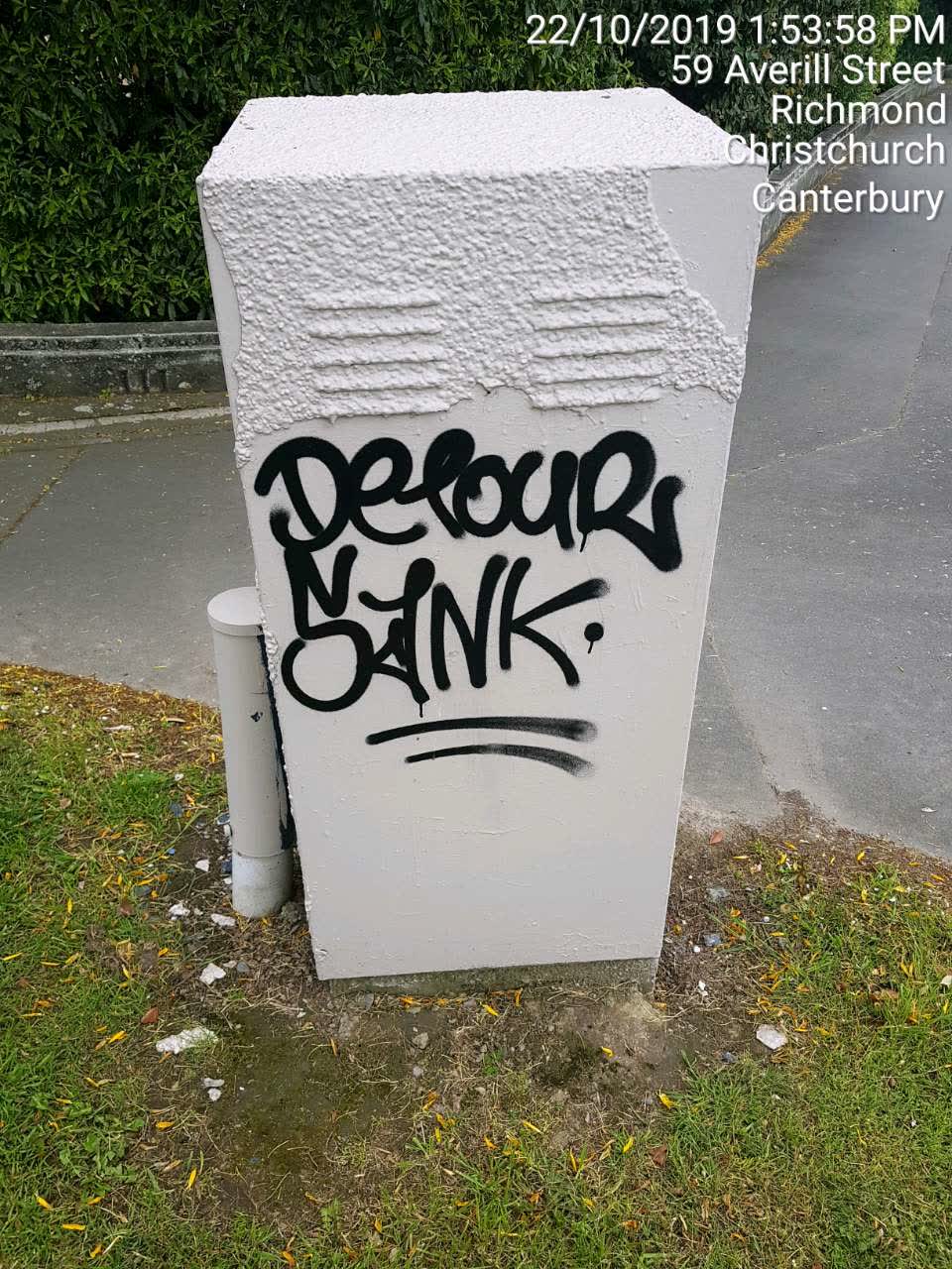 The photograph attached to this graffiti report