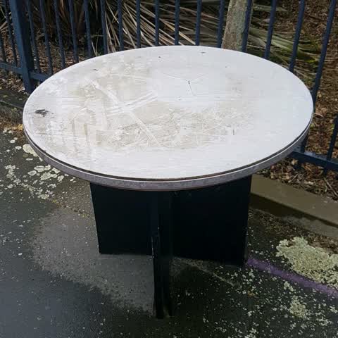 Rubbish/Recycling, a report photo