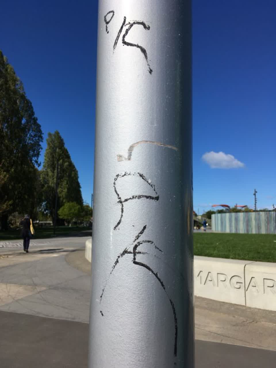 The photograph attached to this graffiti report