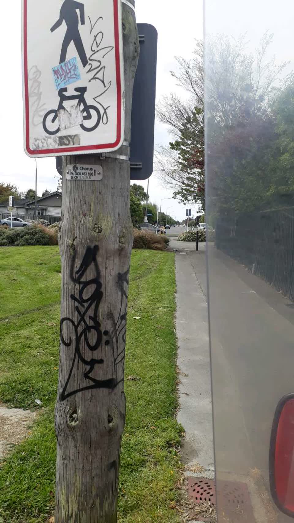 The photograph attached to this graffiti report