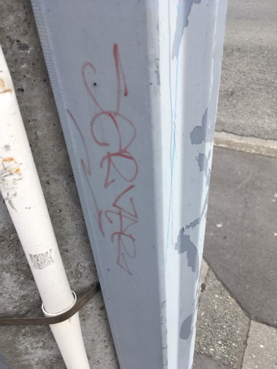 The photograph attached to this graffiti report