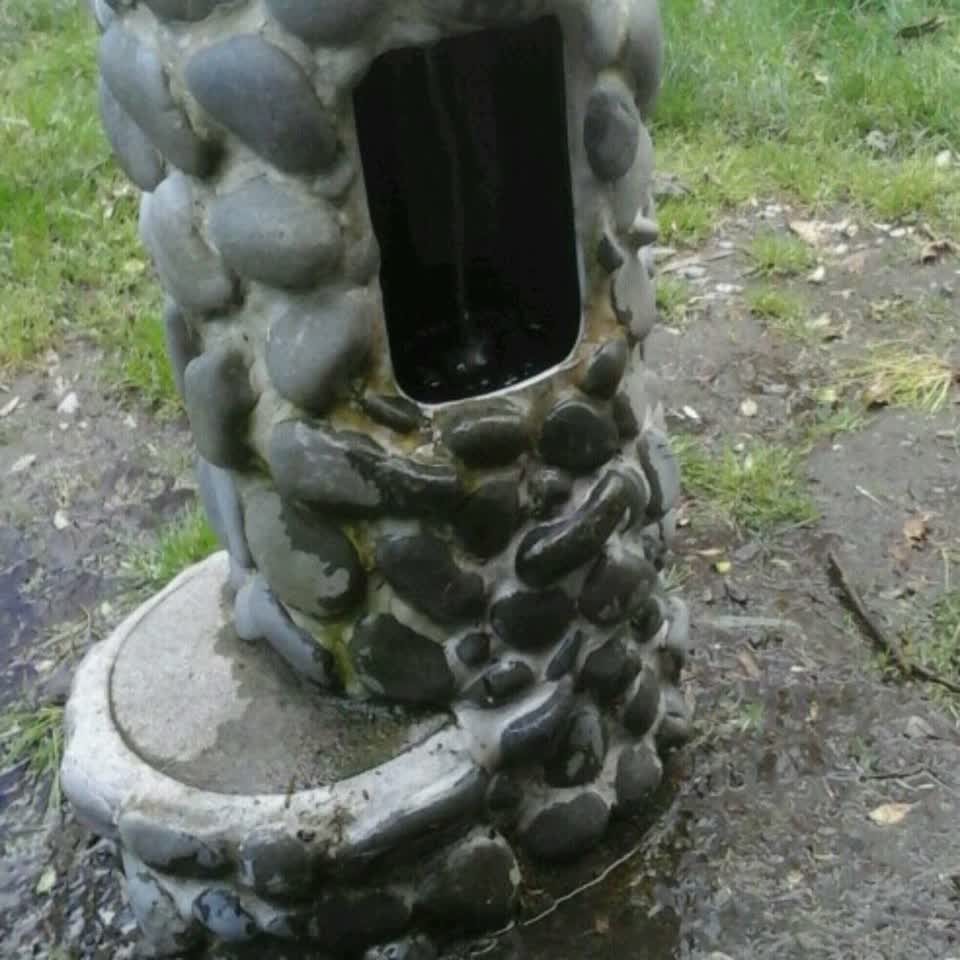 The photograph attached to this water supply report
