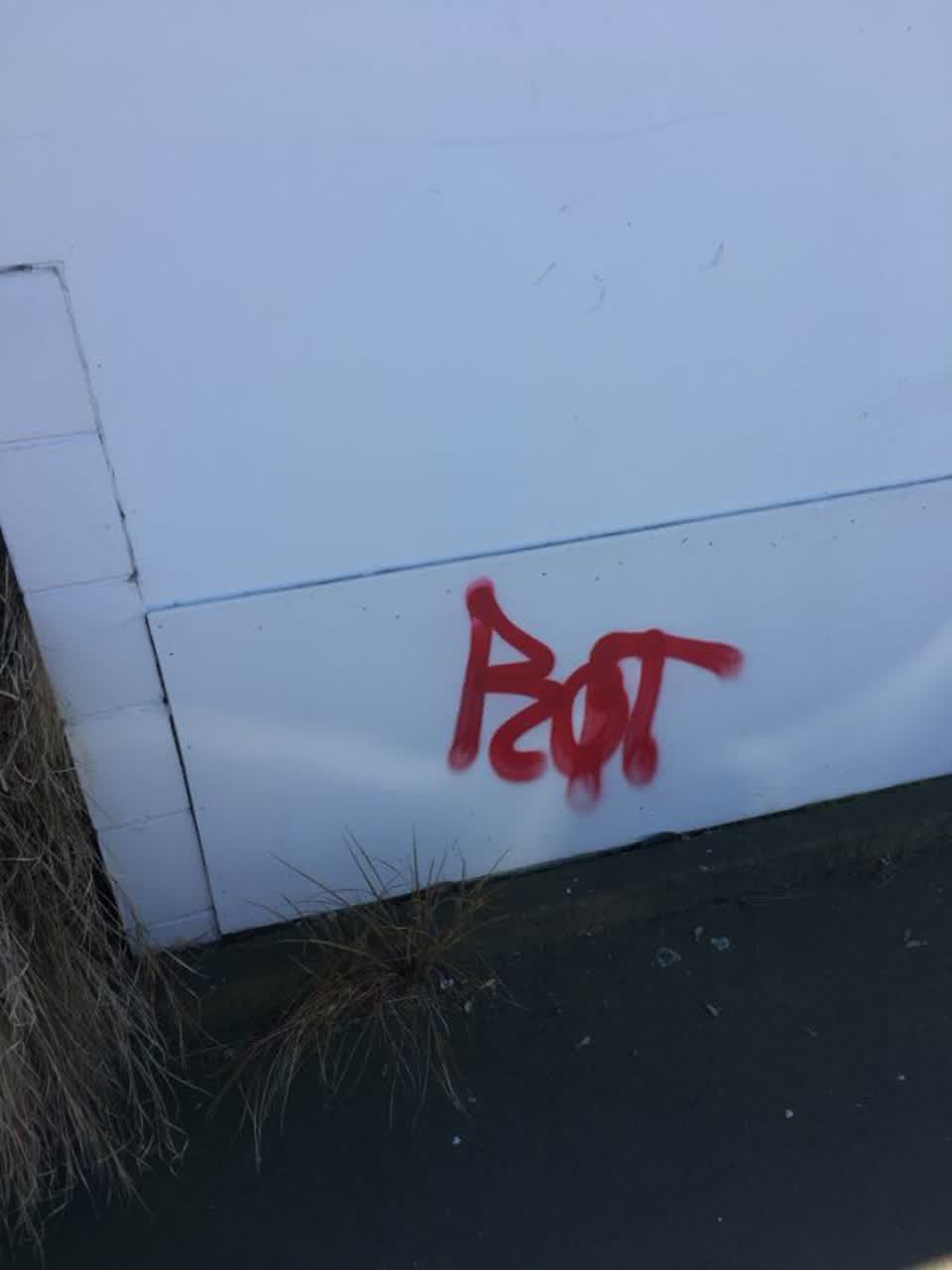 The photograph attached to this graffiti report