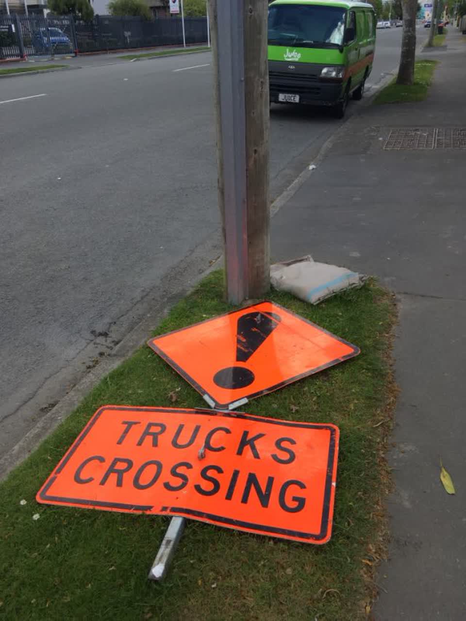 The photograph attached to this roading/streets report