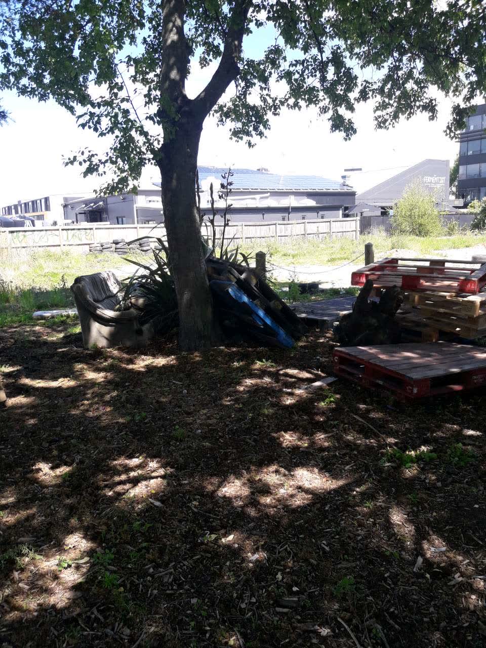 The photograph attached to this parks report
