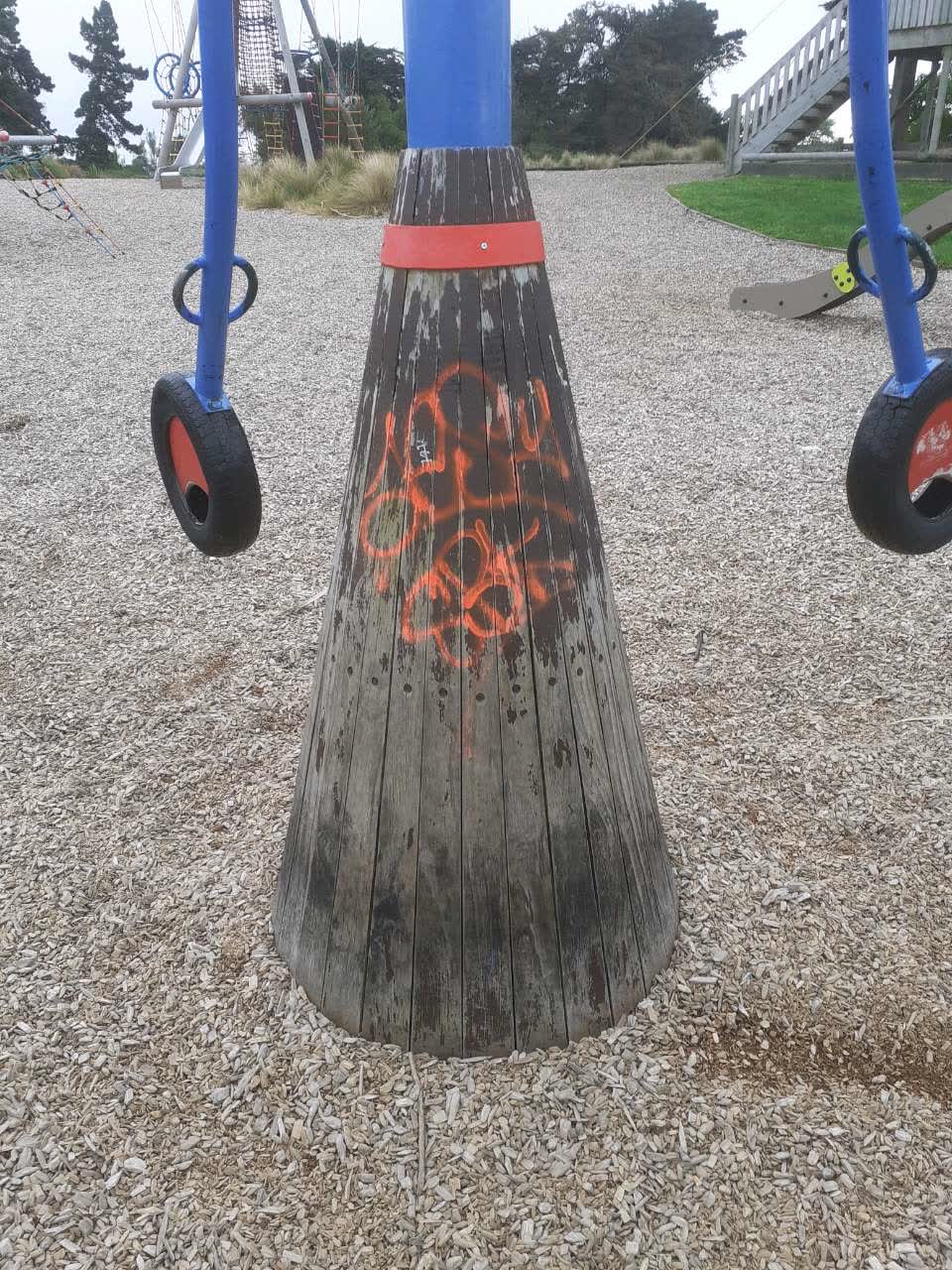 The photograph attached to this graffiti report
