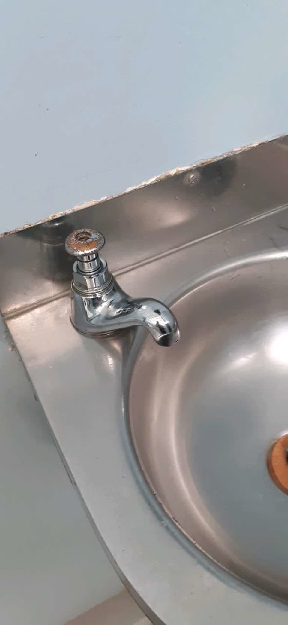 The photograph attached to this water supply report