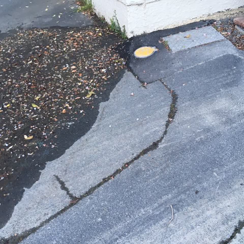 The photograph attached to this water supply report