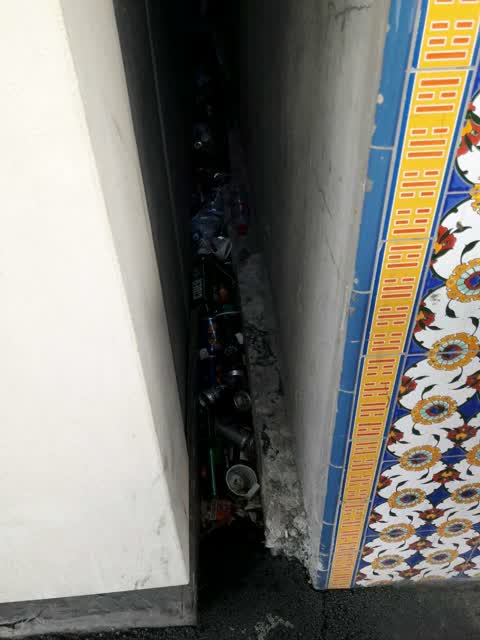 Rubbish/Recycling — a report photo