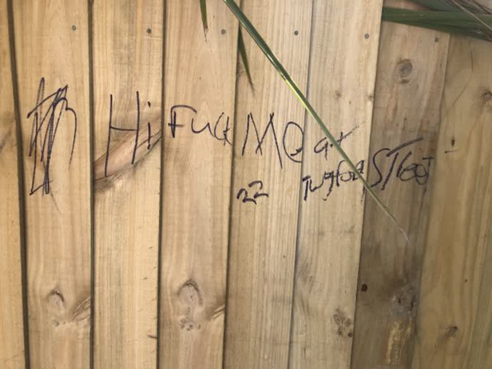 The photograph attached to this graffiti report