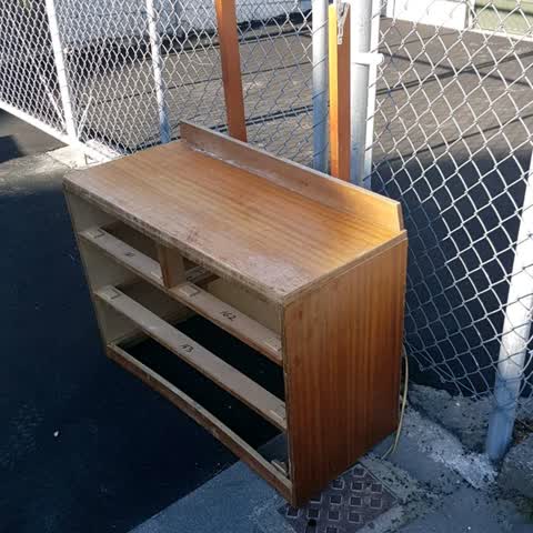 Rubbish/Recycling, a report photo