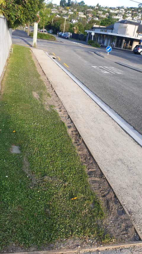 Roading/Streets, a report photo