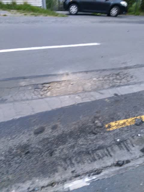 Roading/Streets, a report photo