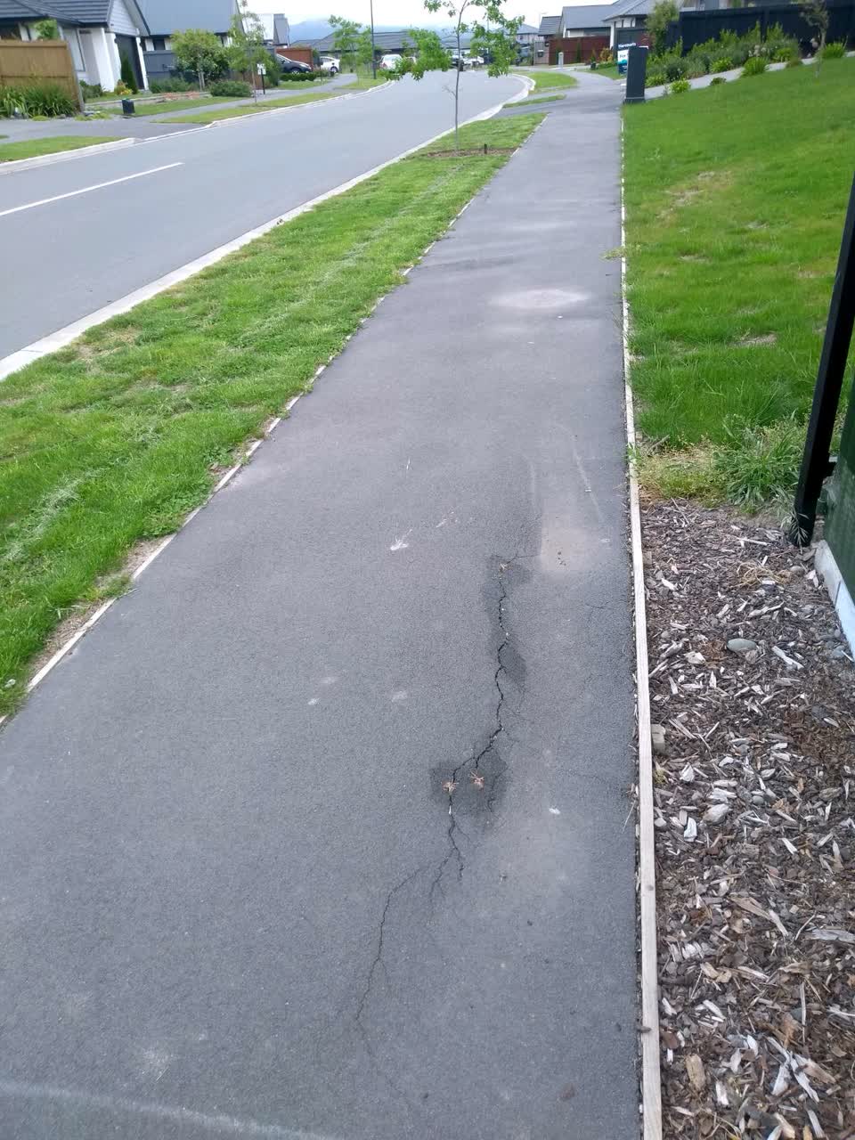 The photograph attached to this roading/streets report