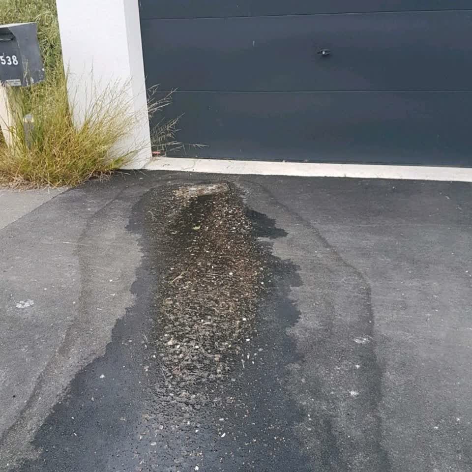 The photograph attached to this water supply report