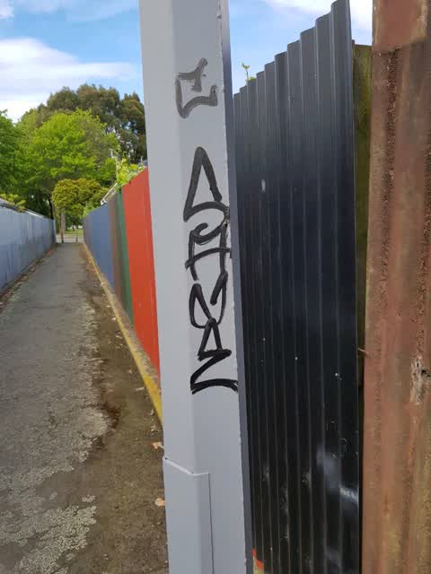 Graffiti, a report photo