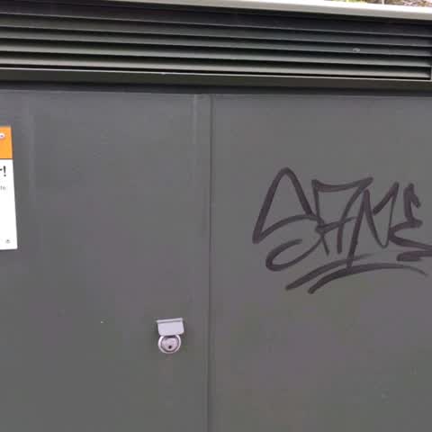 Graffiti, a report photo