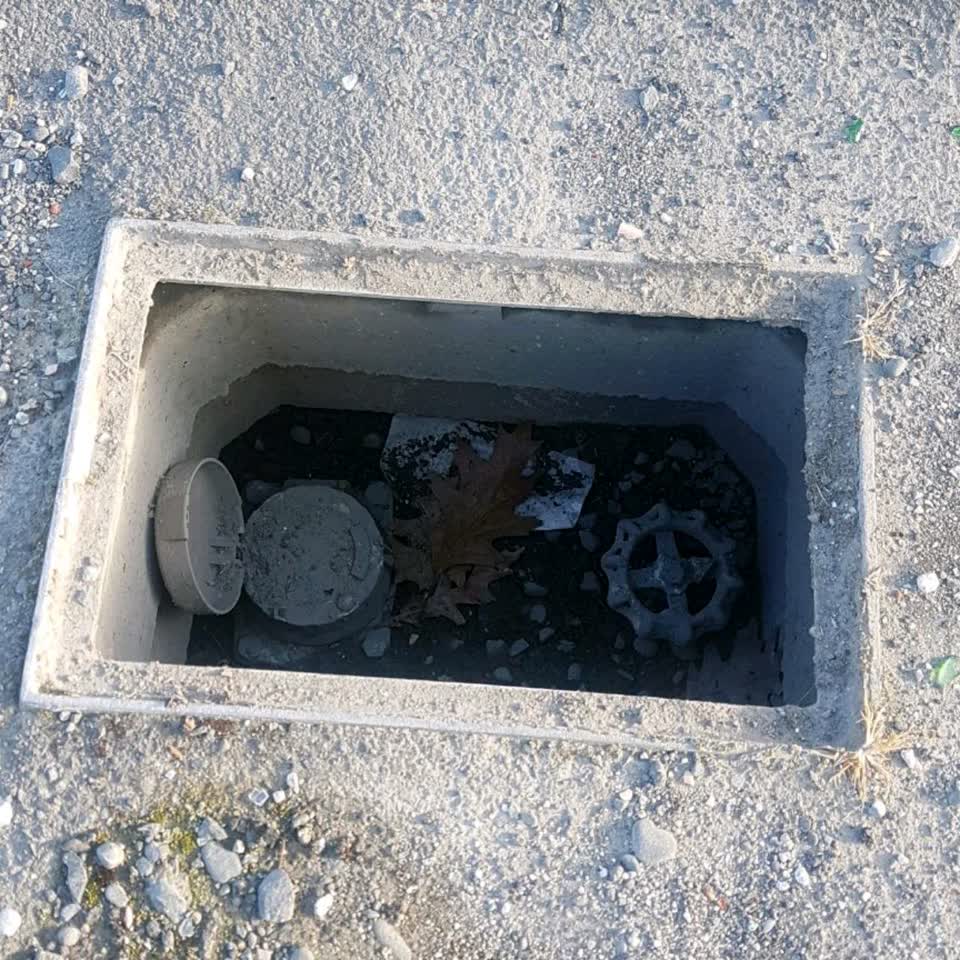 The photograph attached to this water supply report