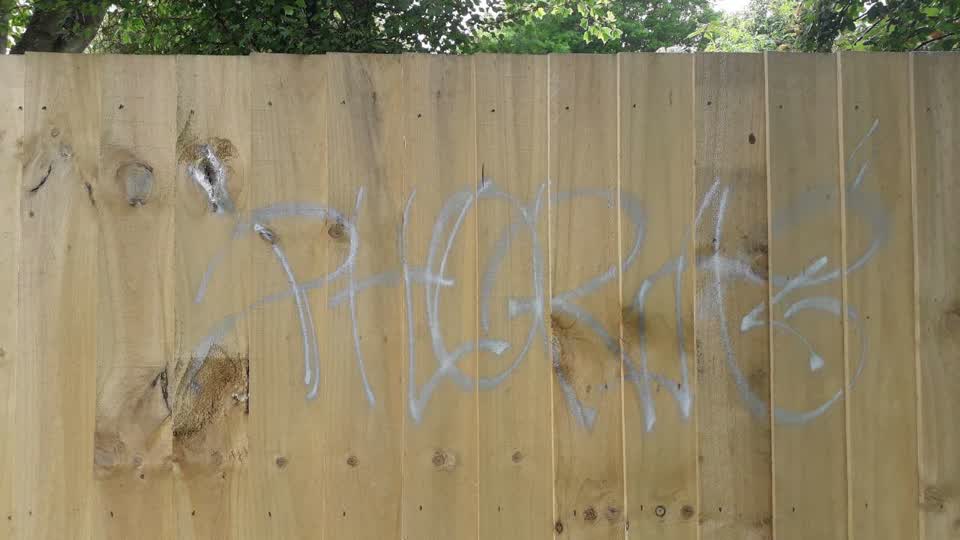 The photograph attached to this graffiti report