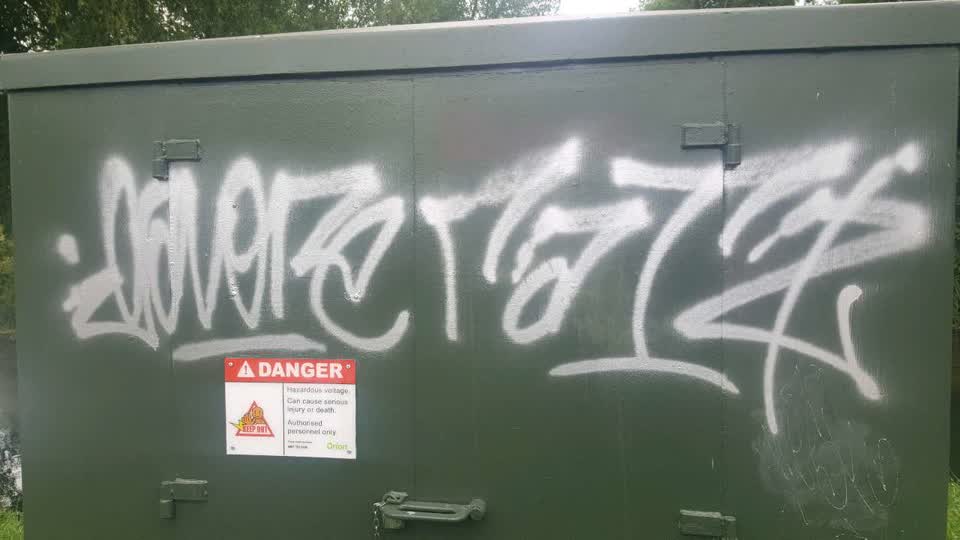 The photograph attached to this graffiti report