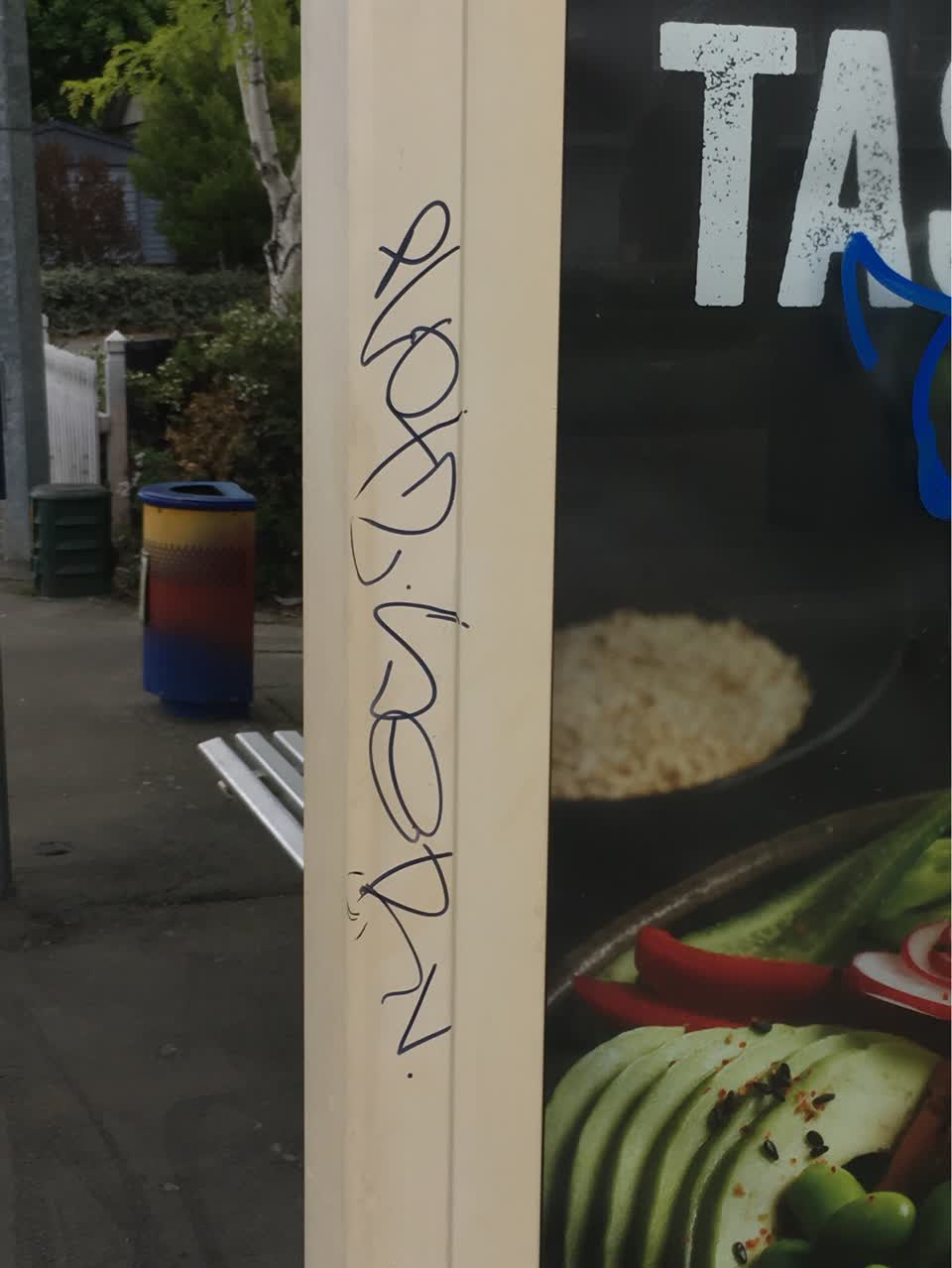 The photograph attached to this graffiti report