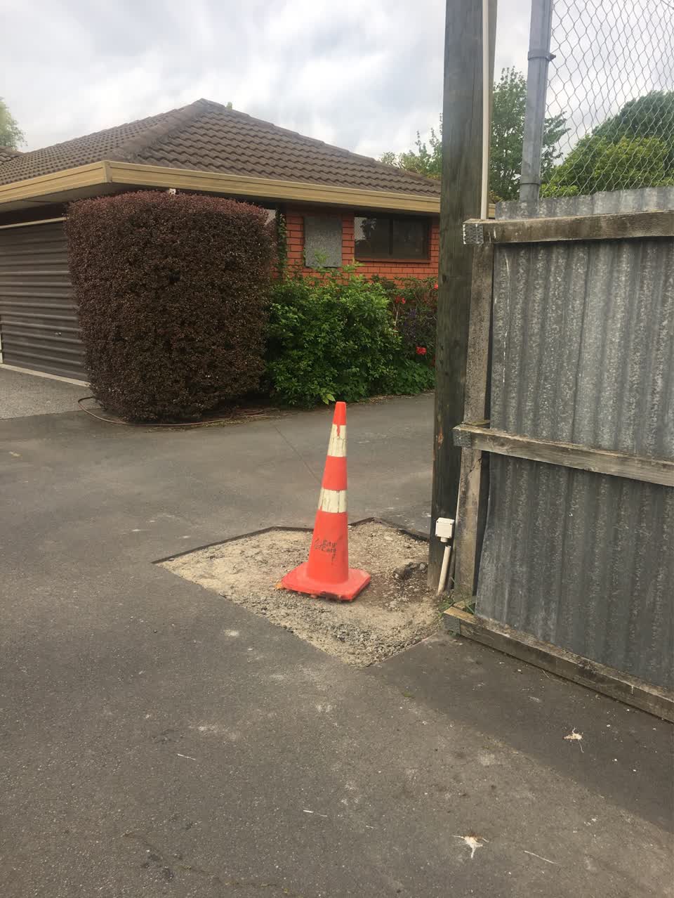 The photograph attached to this roading/streets report