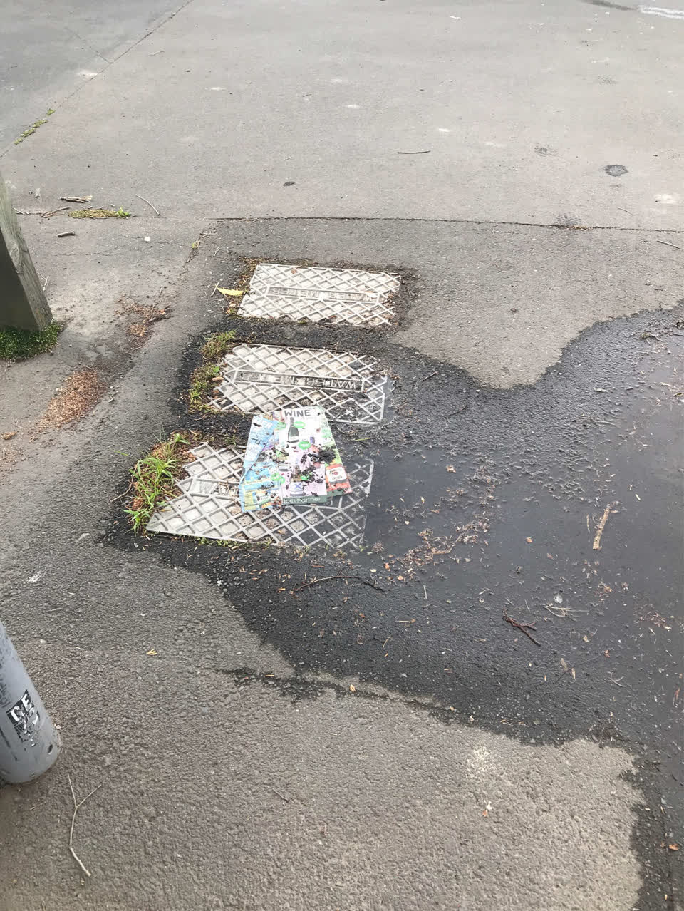 The photograph attached to this water supply report