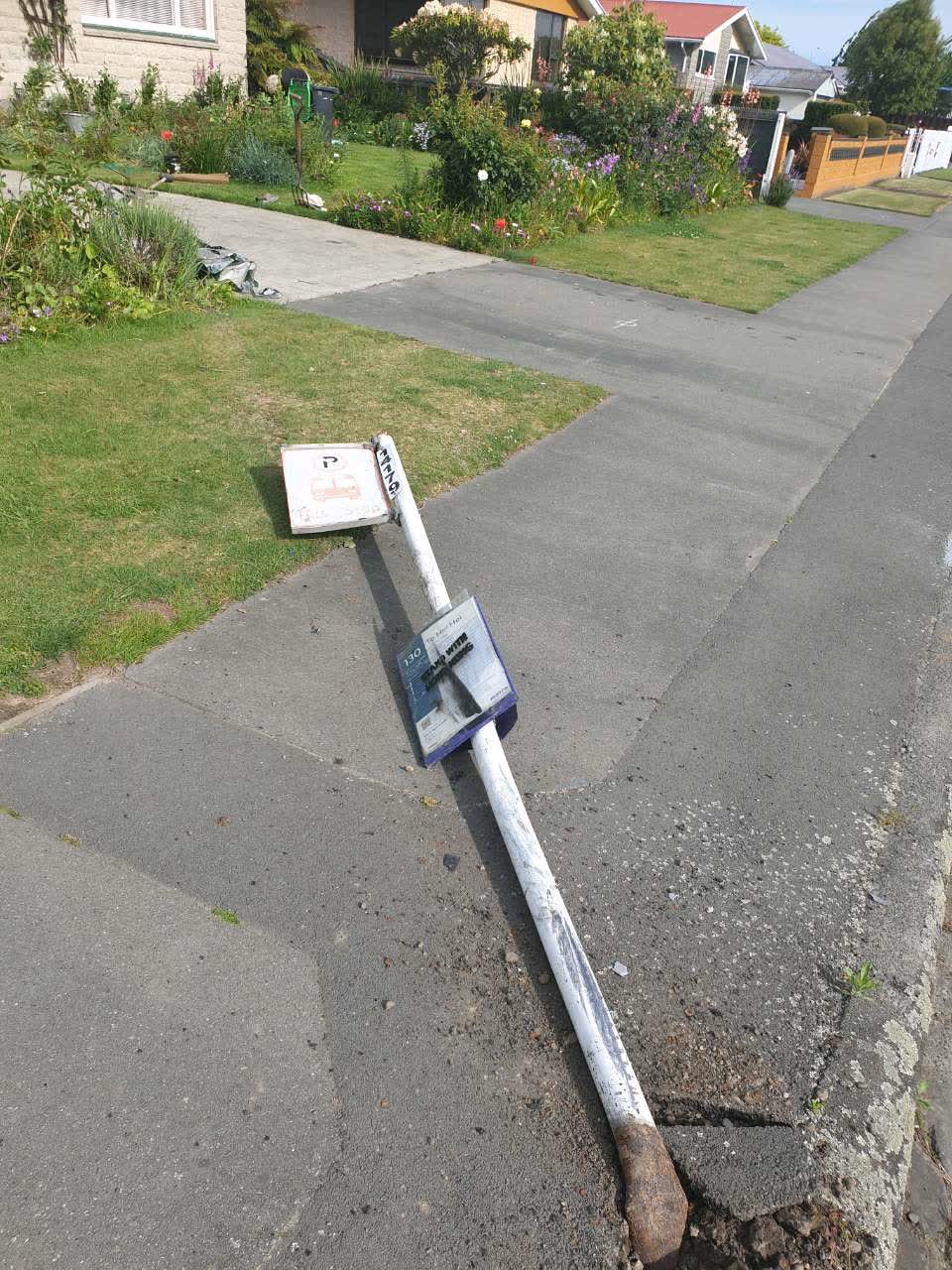 The photograph attached to this roading/streets report