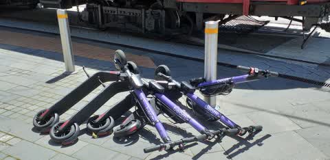 Roading/Streets, a report photo