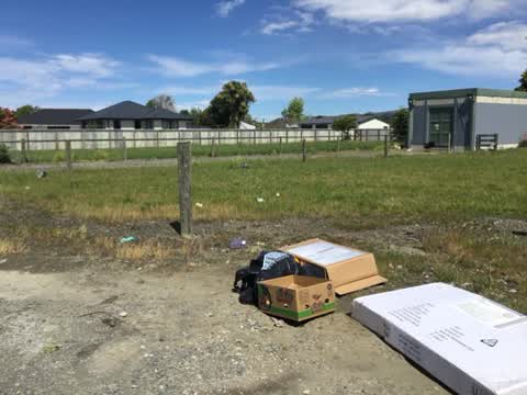 Rubbish/Recycling, a report photo