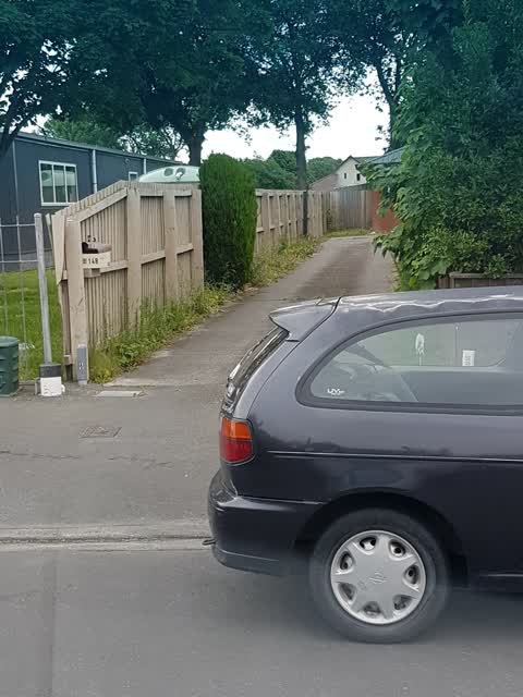 Roading/Streets, a report photo