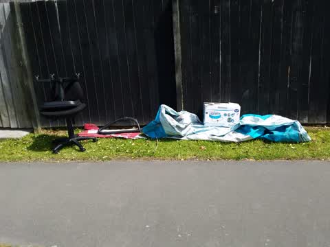 Rubbish/Recycling, a report photo