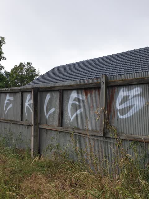Graffiti, a report photo