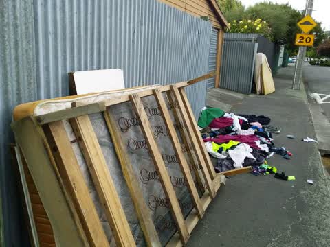 Rubbish/Recycling, a report photo
