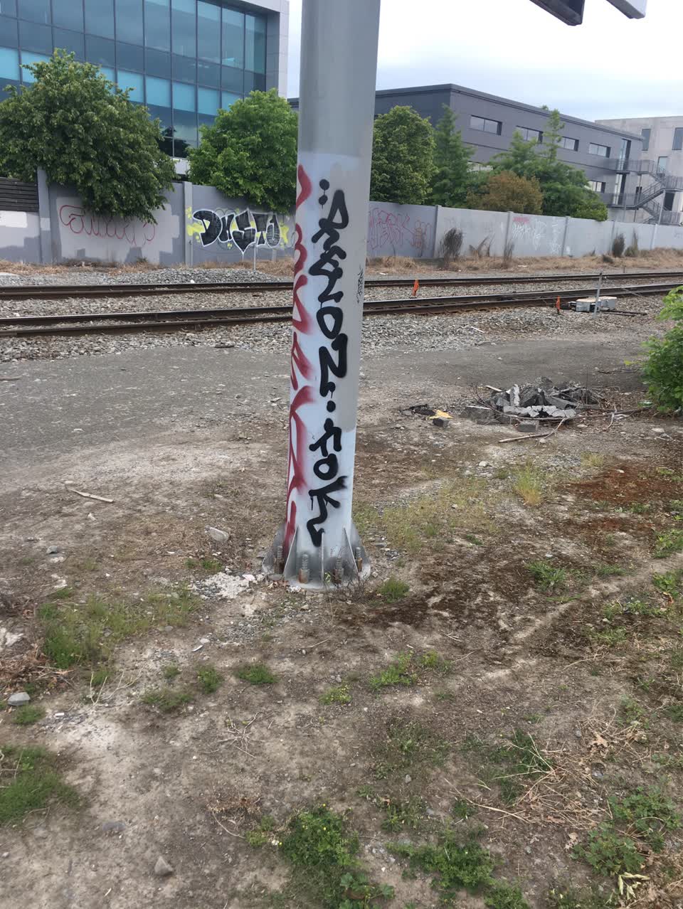 The photograph attached to this graffiti report